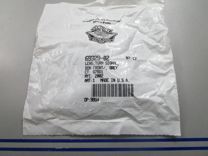 *NEW OEM* 0810 Harley Davidson Dom Front Turn Signal Lens Grey 69329-02