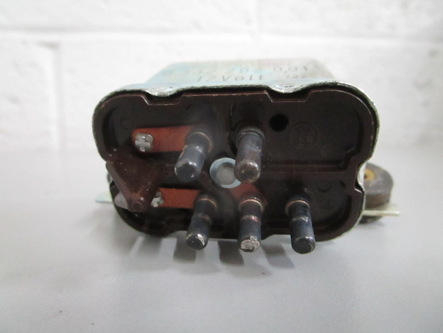 NEW OEM 0005425919 0332202001 Mercedes-Benz Relay 0820