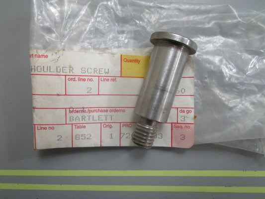 *NEW OEM* 0810 Volvo Penta Shoulder Screw 853308