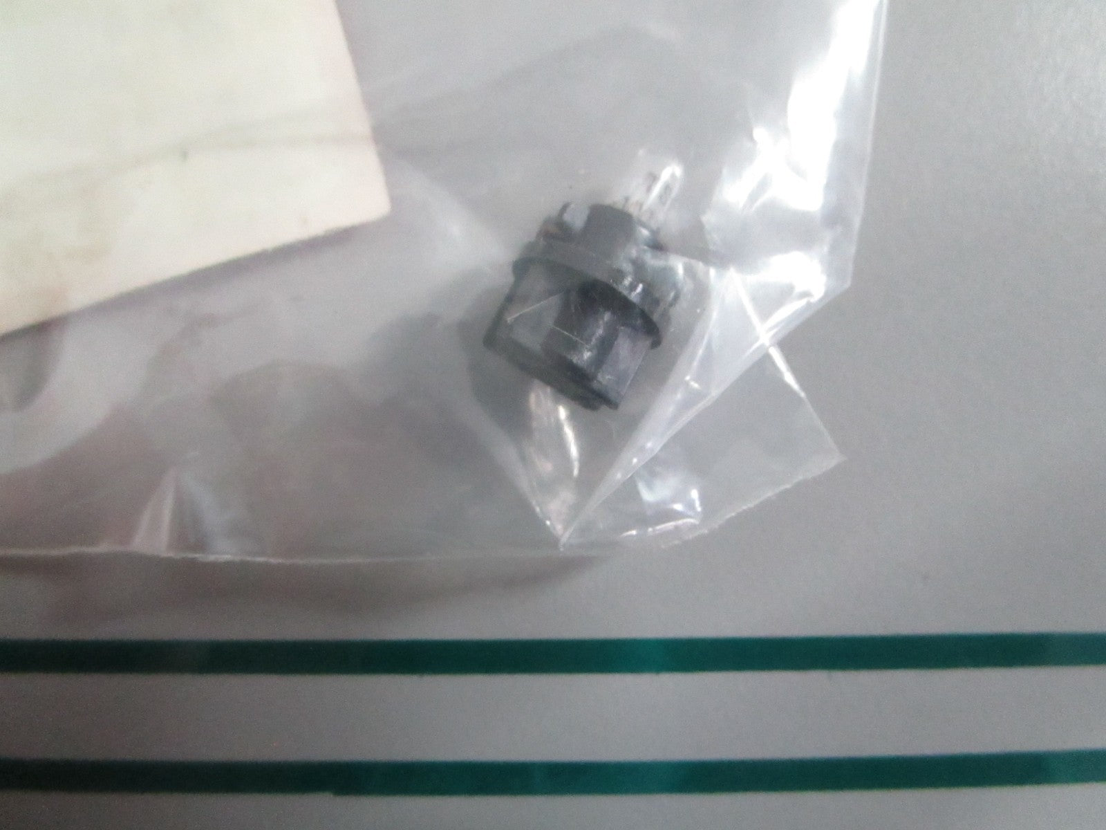 NEW OEM 35505-SCV-A01 Honda Bulb 0820