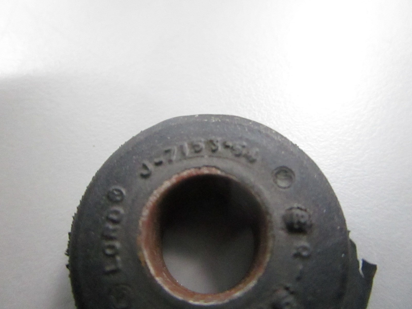 *NEW OEM* 0810 Mercury Quicksilver Mount 41024