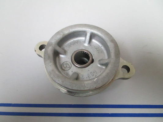 *NEW OEM* 0810 OMC Johnson Evinrude Gearcase Bearing Housing 326203 0326203