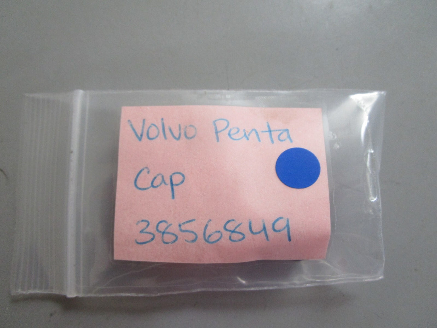 *NEW OEM* 0810 Volvo Penta Cap 3856849
