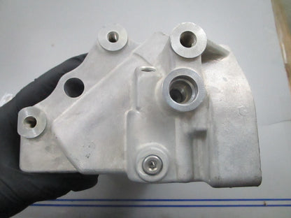 *NEW OEM* 0720 OMC Johnson Evinrude 1982- 1986 Trim Tilt Manifold 391099 0391099