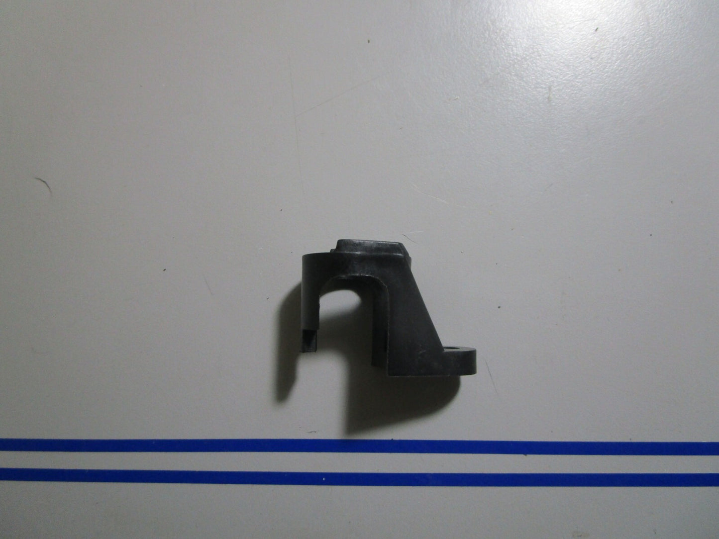 *NEW OEM* 0770 OMC Johnson Evinrude Cable Anchor 126026 0126026