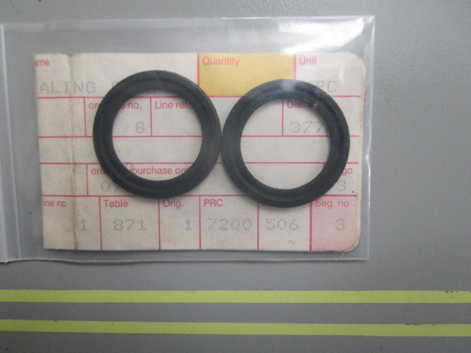 *NEW OEM* (LOT OF 2) 0810 Volvo Penta Sealing Ring 831617
