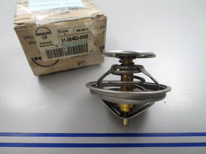 NEW OEM 51.06402-0065 MAN Thermostat 0810
