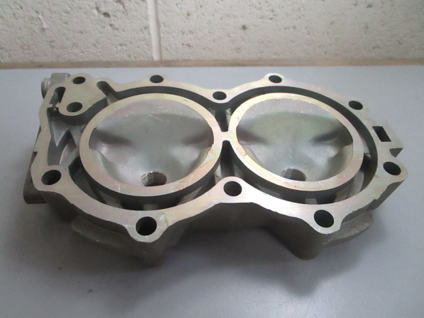*NEW OEM* 0820 OMC Johnson Evinrude Cylinder Head 383535 0383535