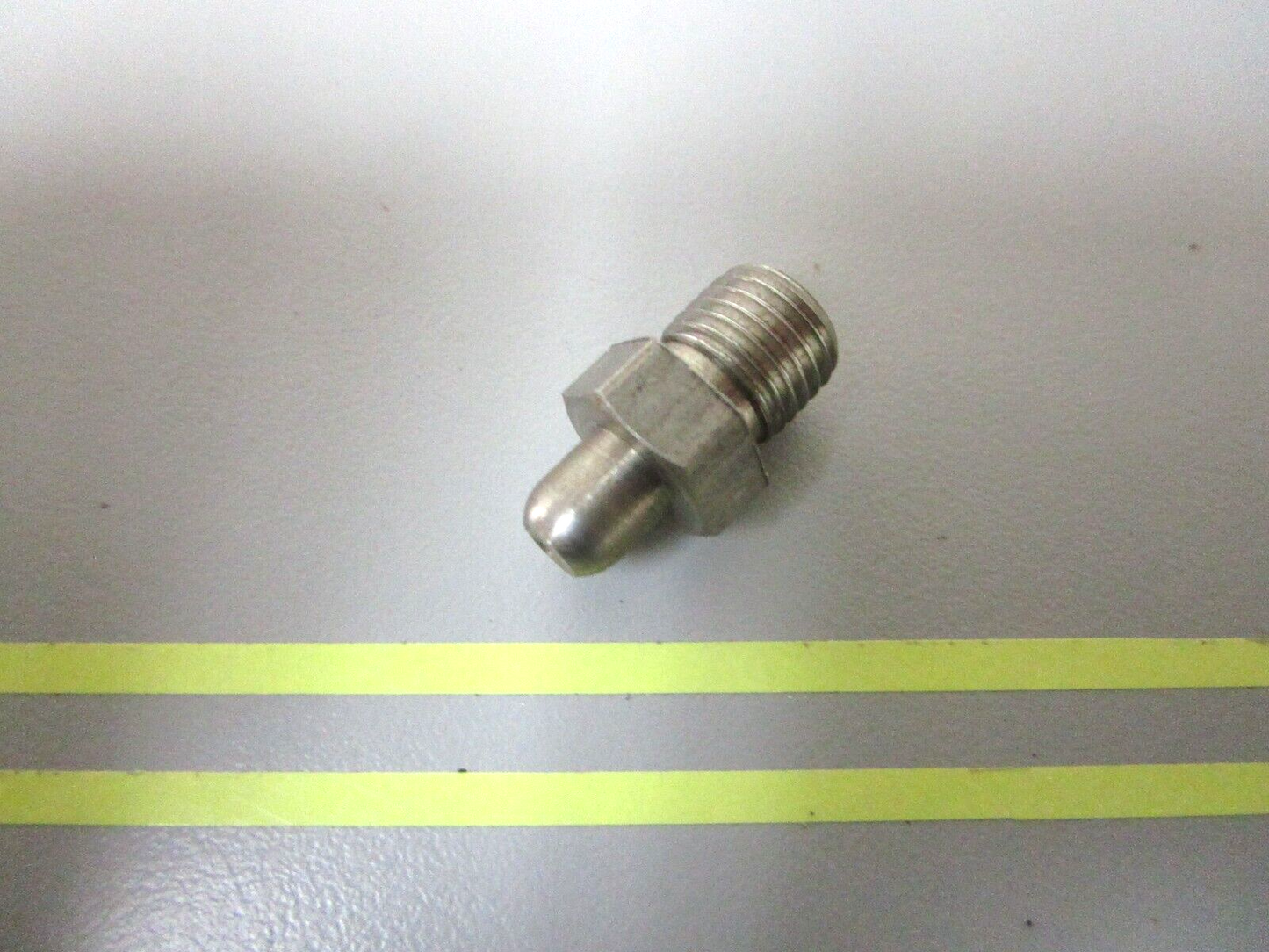 *NEW OEM* 0750 OMC Johnson Evinruide FITTING 307457 0307457