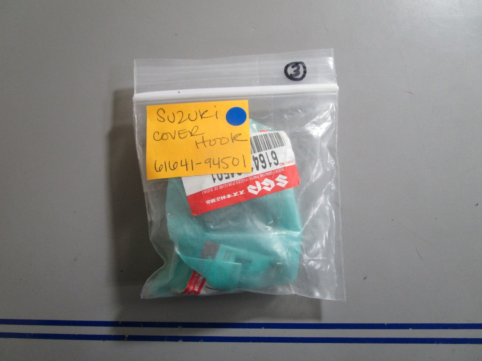 *NEW OEM* 0810 Suzuki Cover Hook 61641-94501