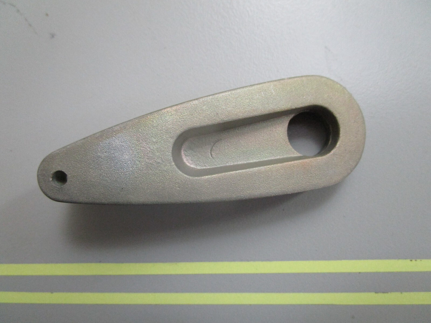 *NEW OEM* 0810 OMC Johnson Evinrude Handle 115255 0115255