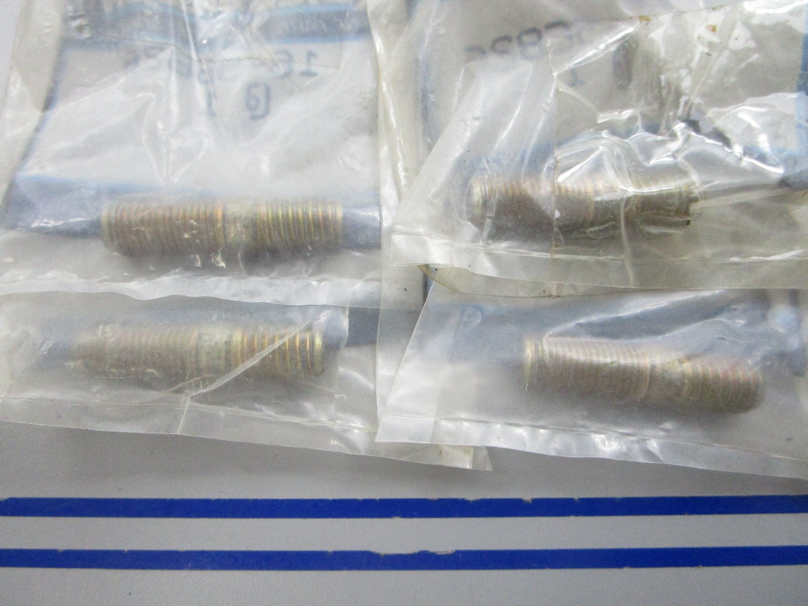 NEW OEM (LOT OF 4) 16-56826 Mercury Quicksilver Stud 0810