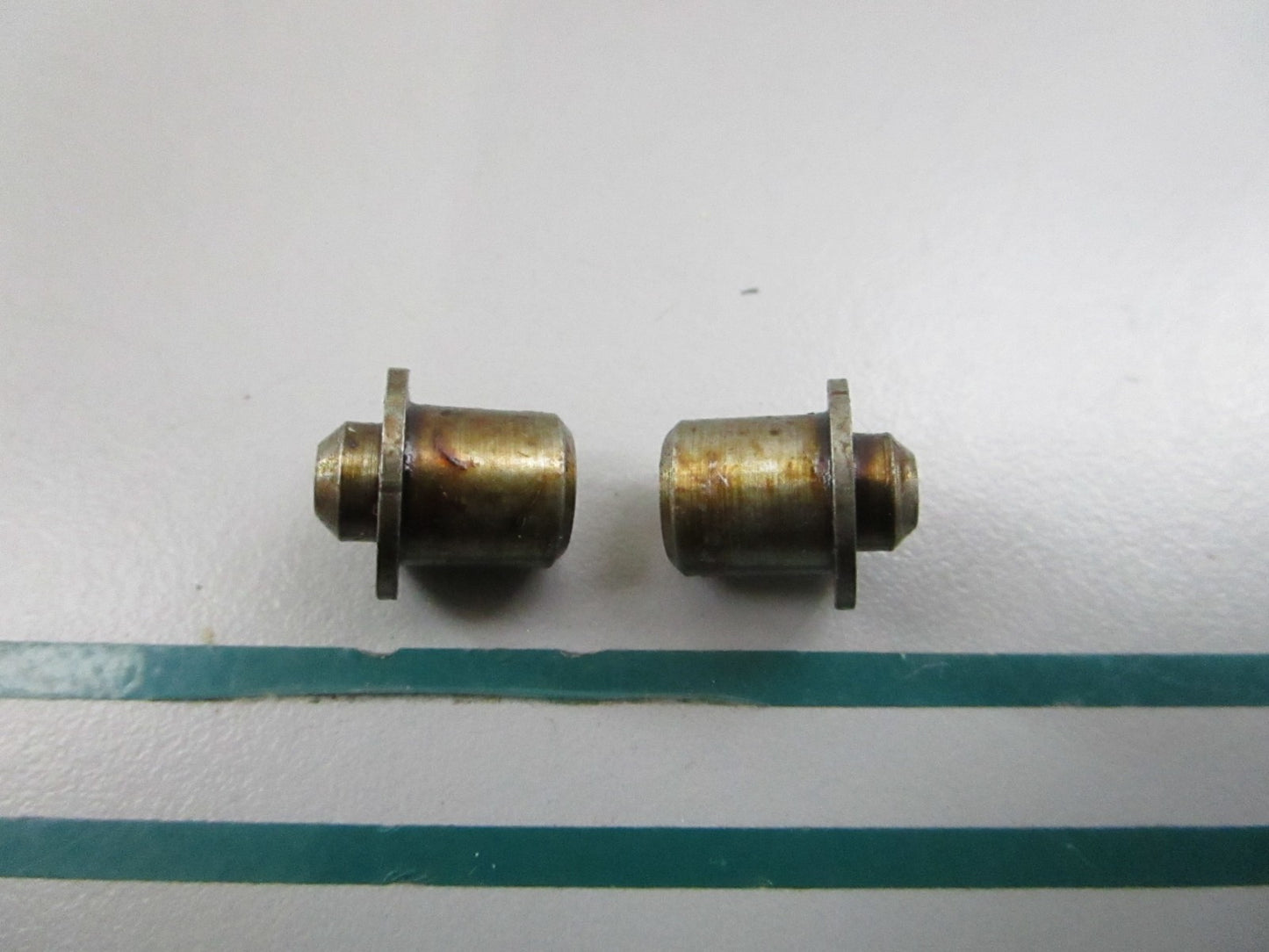 NEW OEM (LOT OF 2) 910203 0910203 OMC Johnson Evinrude Guide 0810