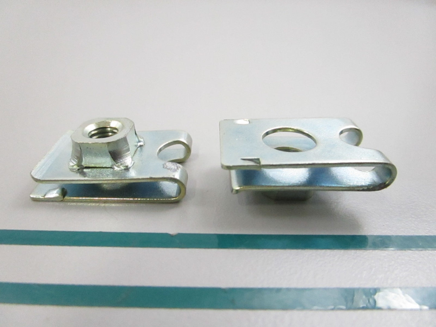 NEW OEM (LOT OF 2) 64527-KT8-710 Honda Clip Nut 0810