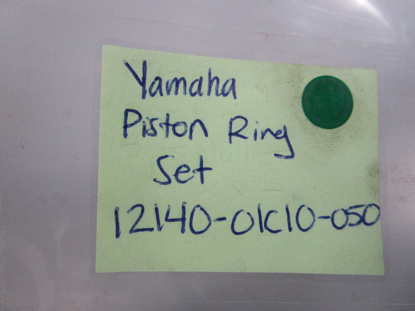 NEW OEM 12140-01C10-050 Suzuki Piston Ring Set 0810