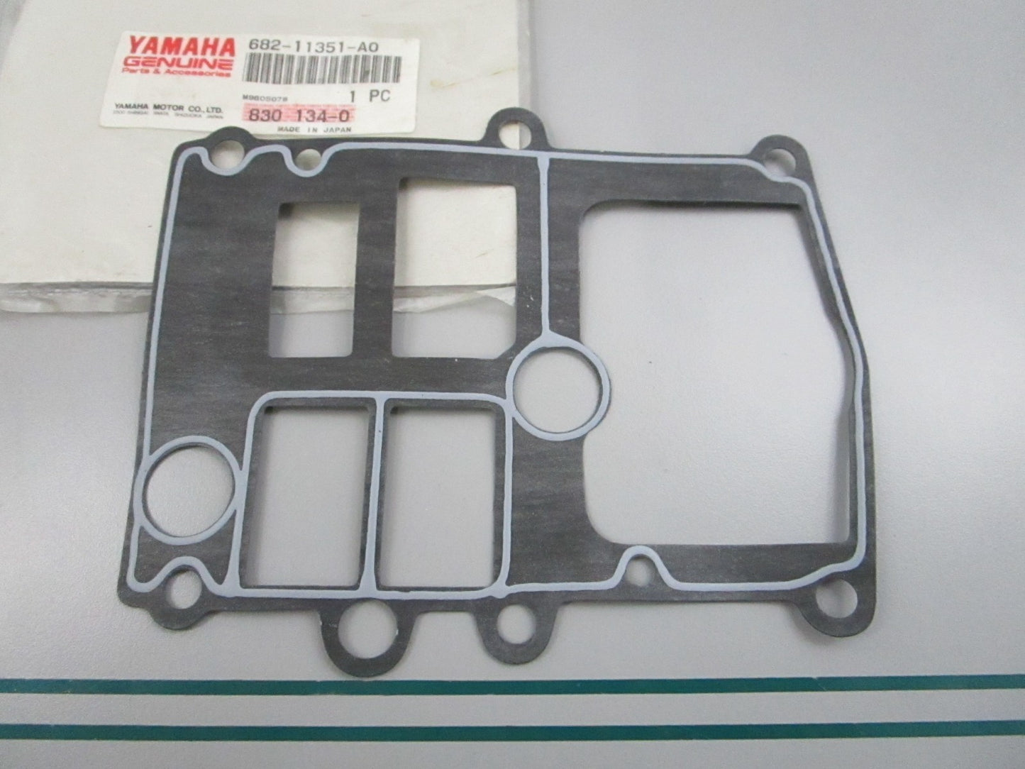 NEW OEM 682-11351-A0-00 Yamaha Gasket 0810
