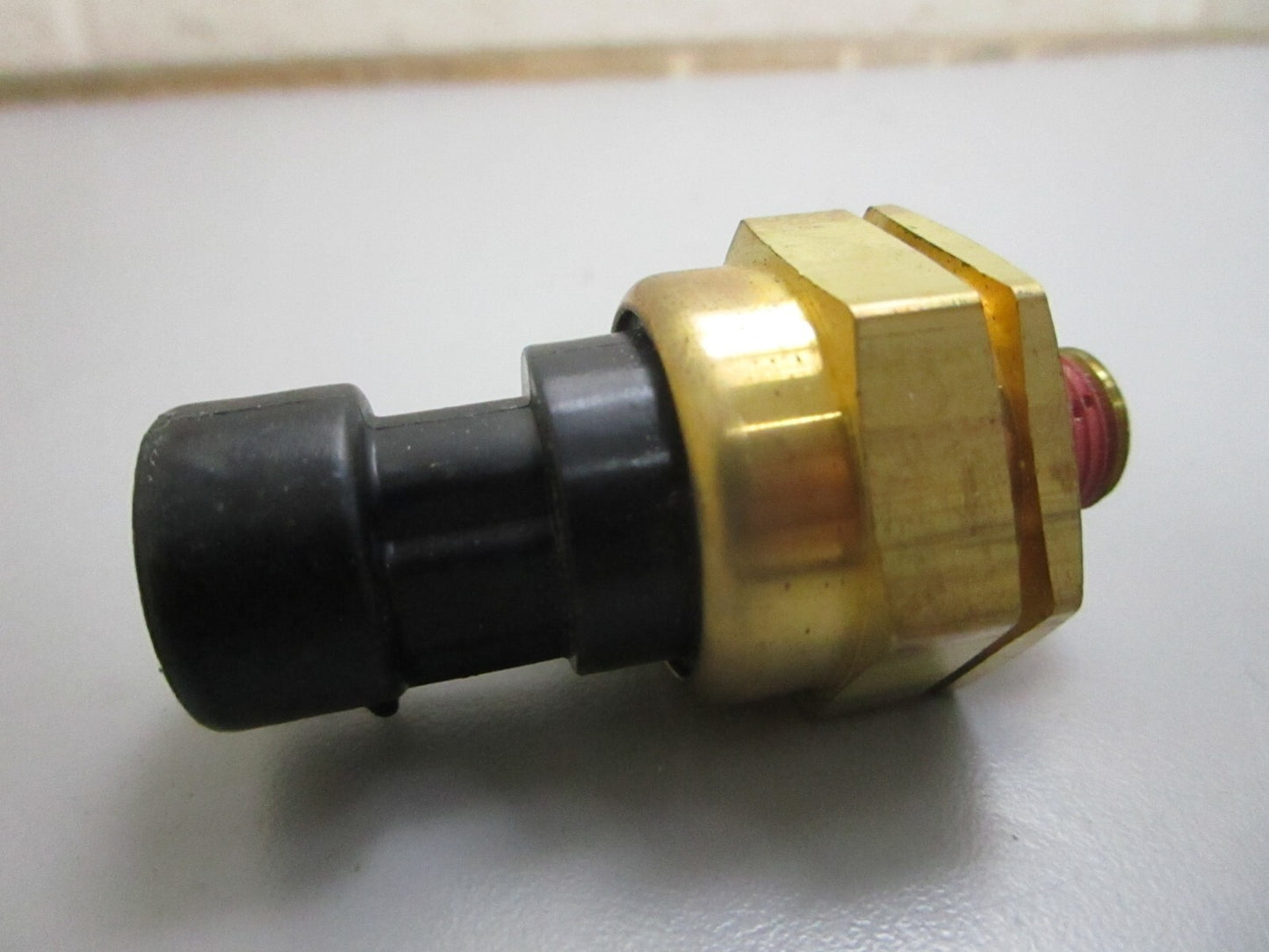 *NEW OEM* 0820 Mercury Quicksilver Sensor Ay 881879018