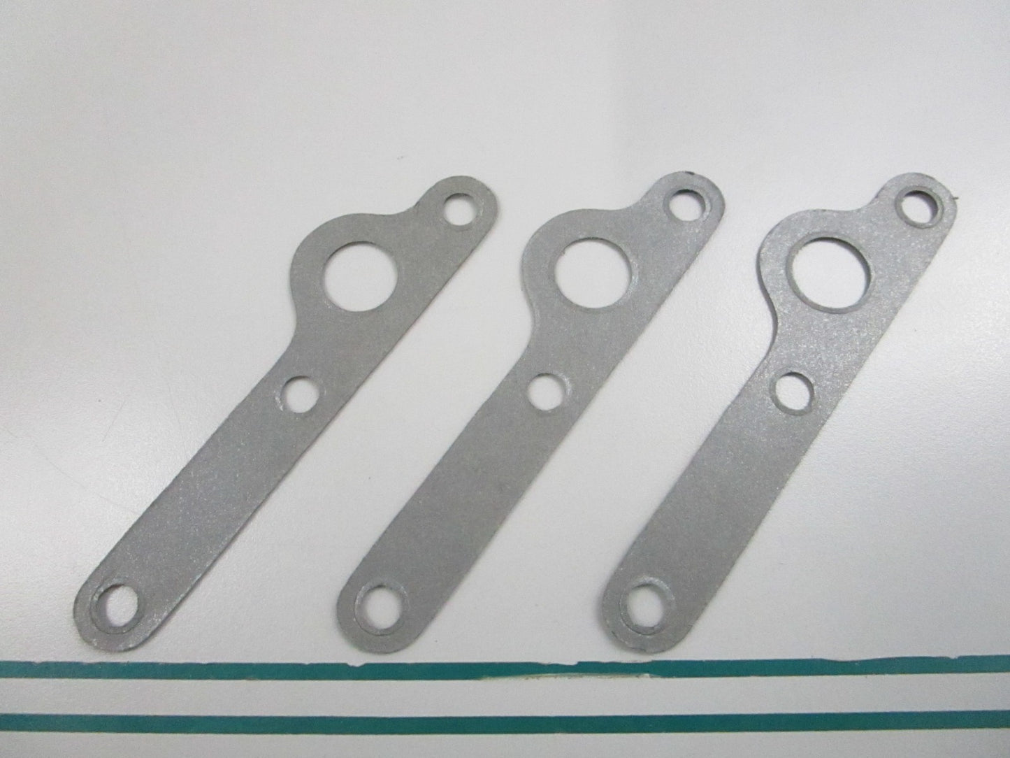 NEW OEM (LOT OF 3) 332999 0332999 OMC Johnson Evinrude Gasket 0810