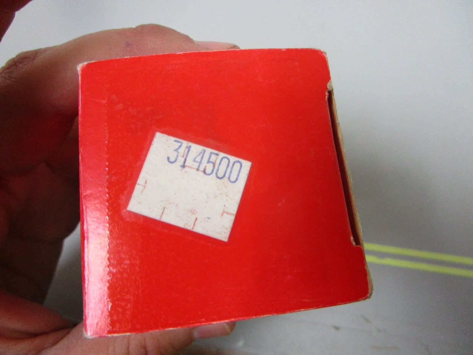 *NEW OEM* 0720 OMC Johnson Evinrude Spring 314500 0314500