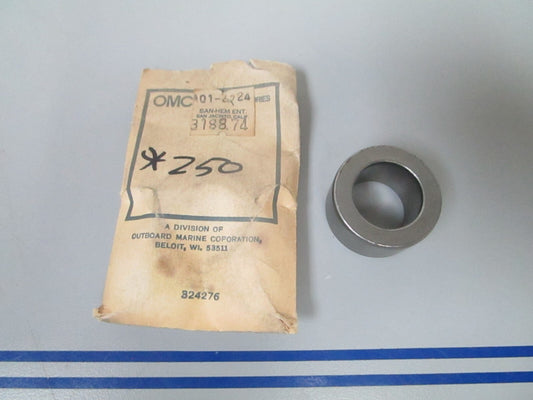 *NEW OEM* 0810 OMC Johnson Evinrude Sleeve 318874 0318874