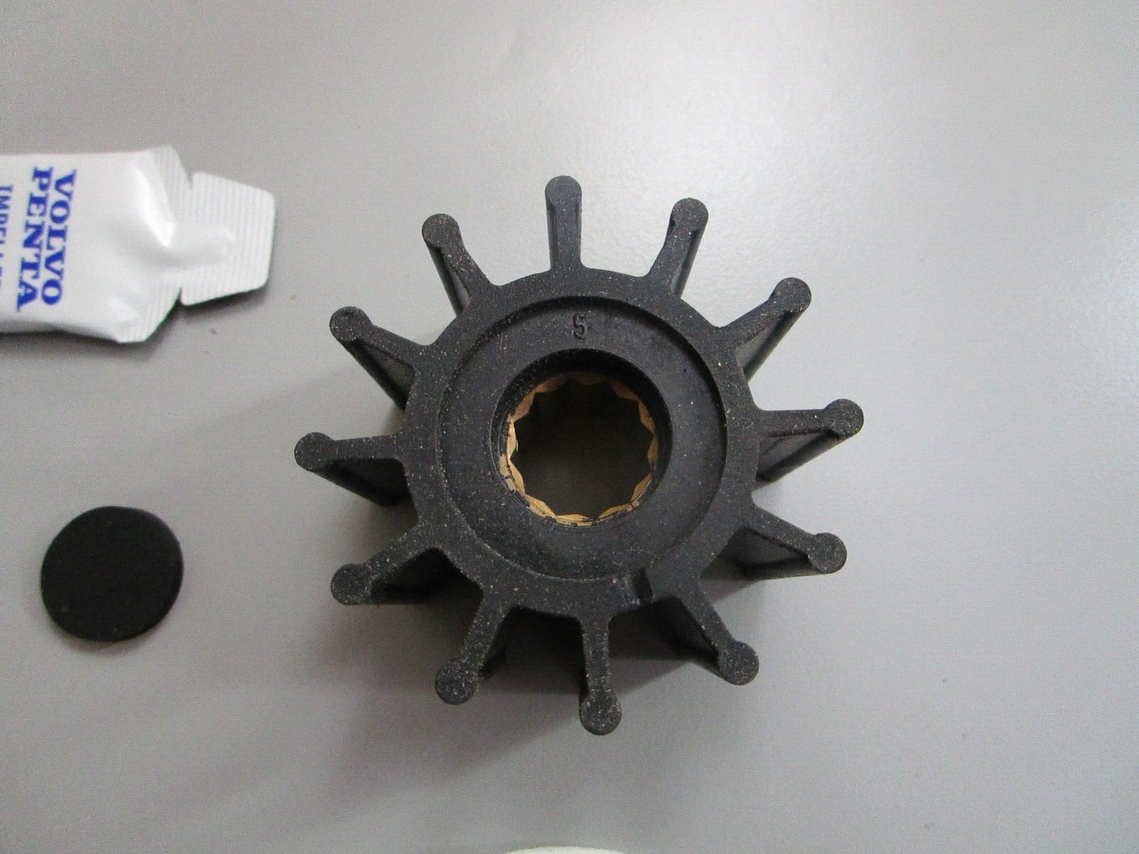 *NEW OEM* 0820 Volvo Penta Water Pump Repair Kit 3862281