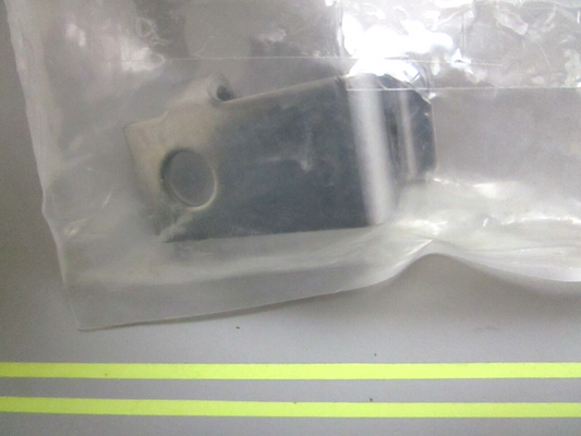 *NEW OEM* 0750 Yamaha FILTER BRACKET 6C5-24556-01-00