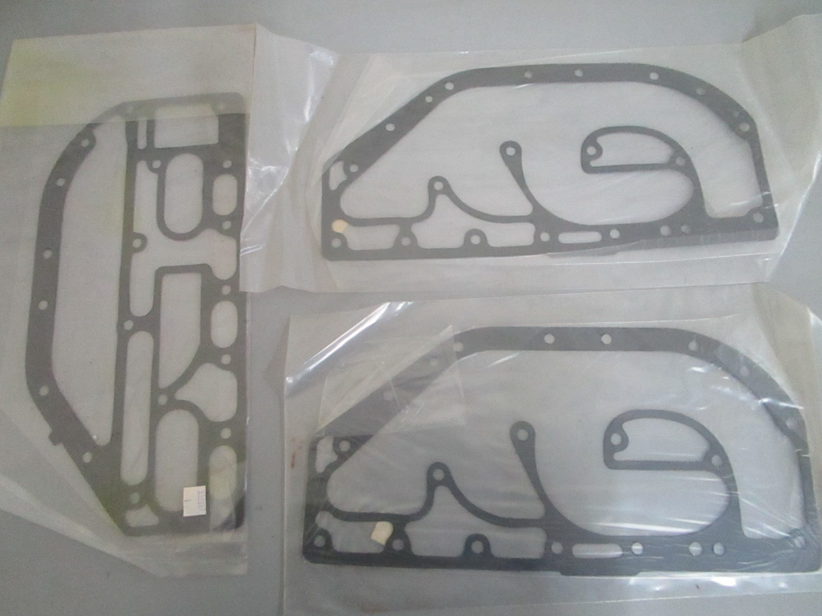 *NEW OEM* 0820 OMC Johnson Evinrude Powerhead Set 439084 0439084