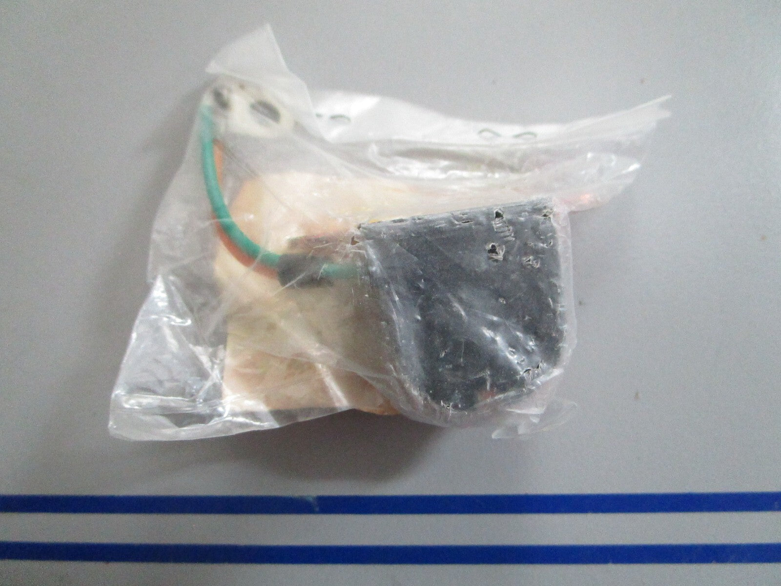 *NEW OEM* 0820 Suzuki Ignition Timing Coil 32160-95D00