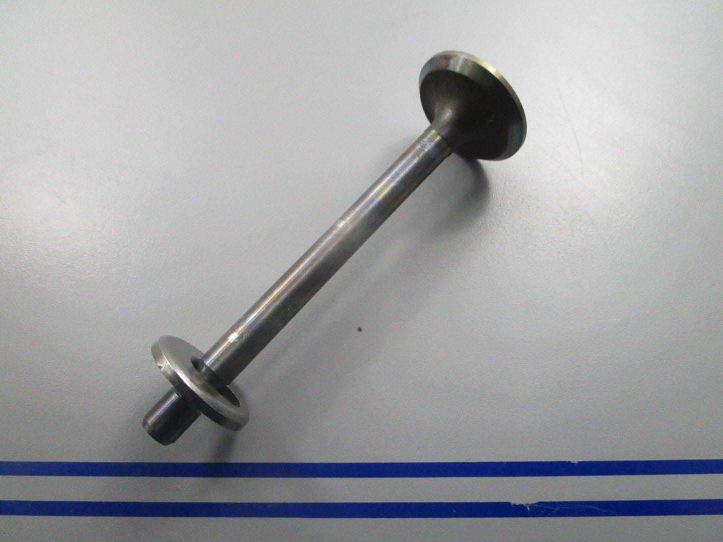 *NEW OEM* 0810 Tecumseh Intake Valve 32783