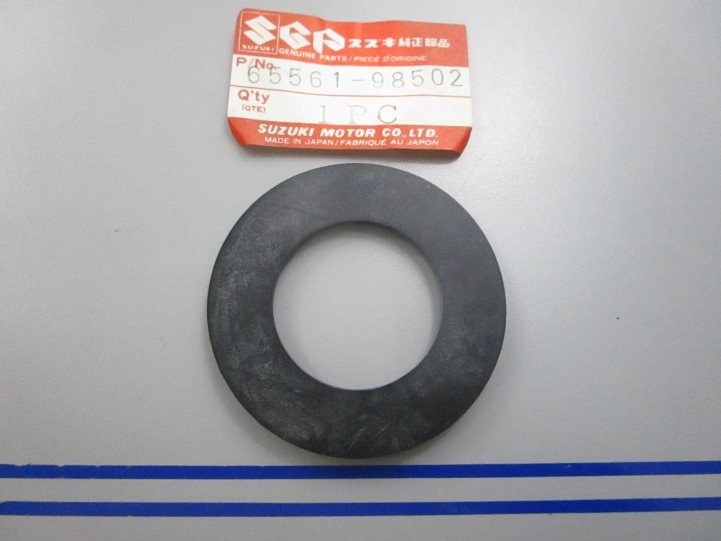 NEW OEM 65561-98502 Suzuki Tank Cap Gasket 0810