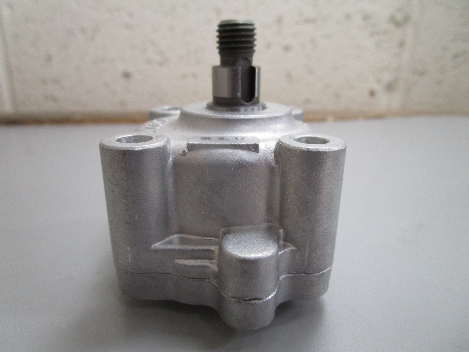 *NEW* 0820 Onan Oil Pump 185-2155