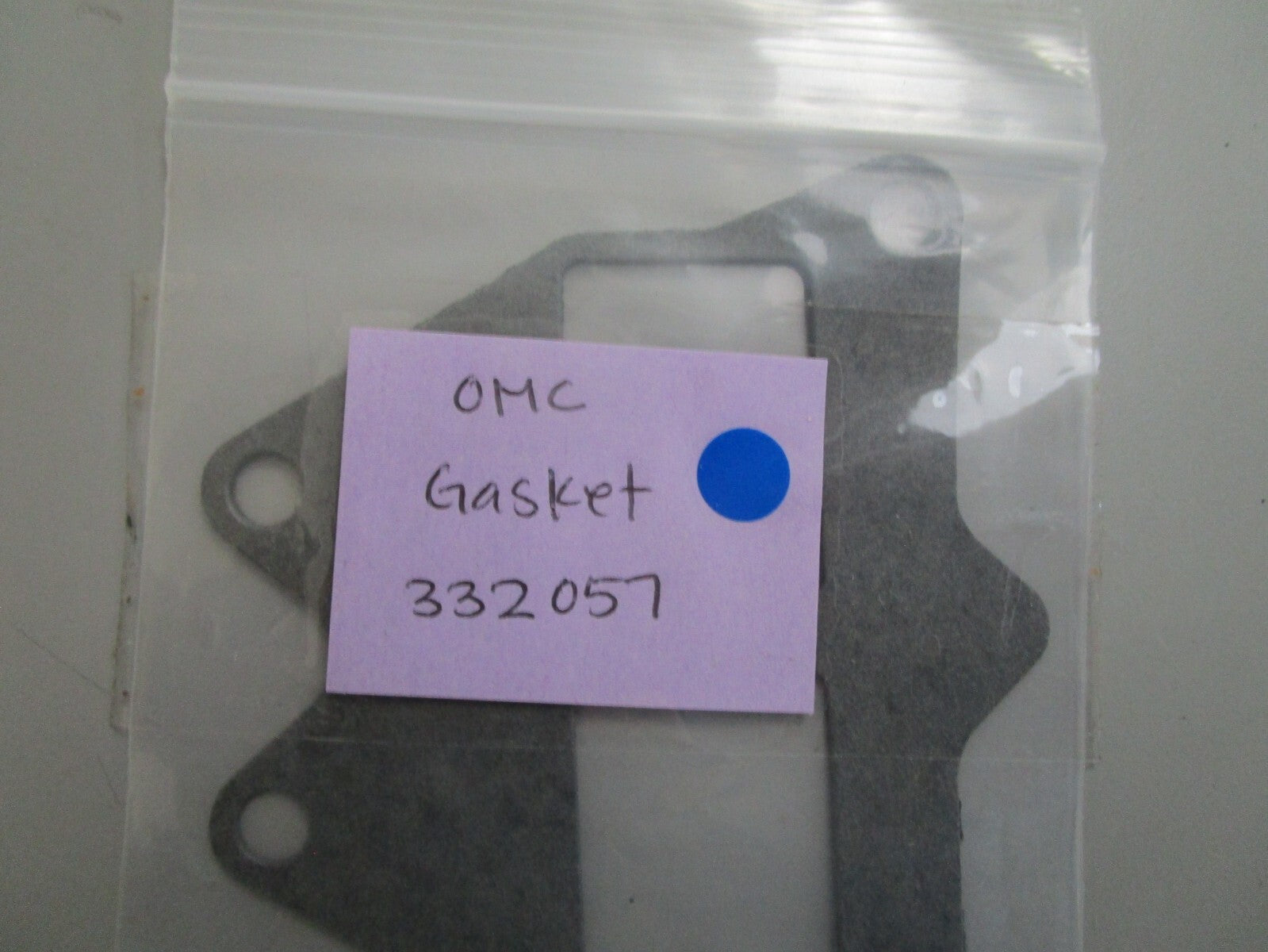 *NEW OEM* 0810 OMC Johnson Evinrude Gasket 332057 0332057