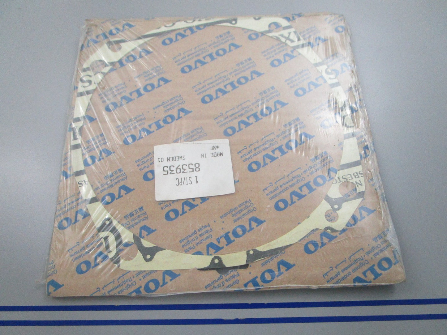 NEW OEM 853935 Volvo Penta Gasket 0810