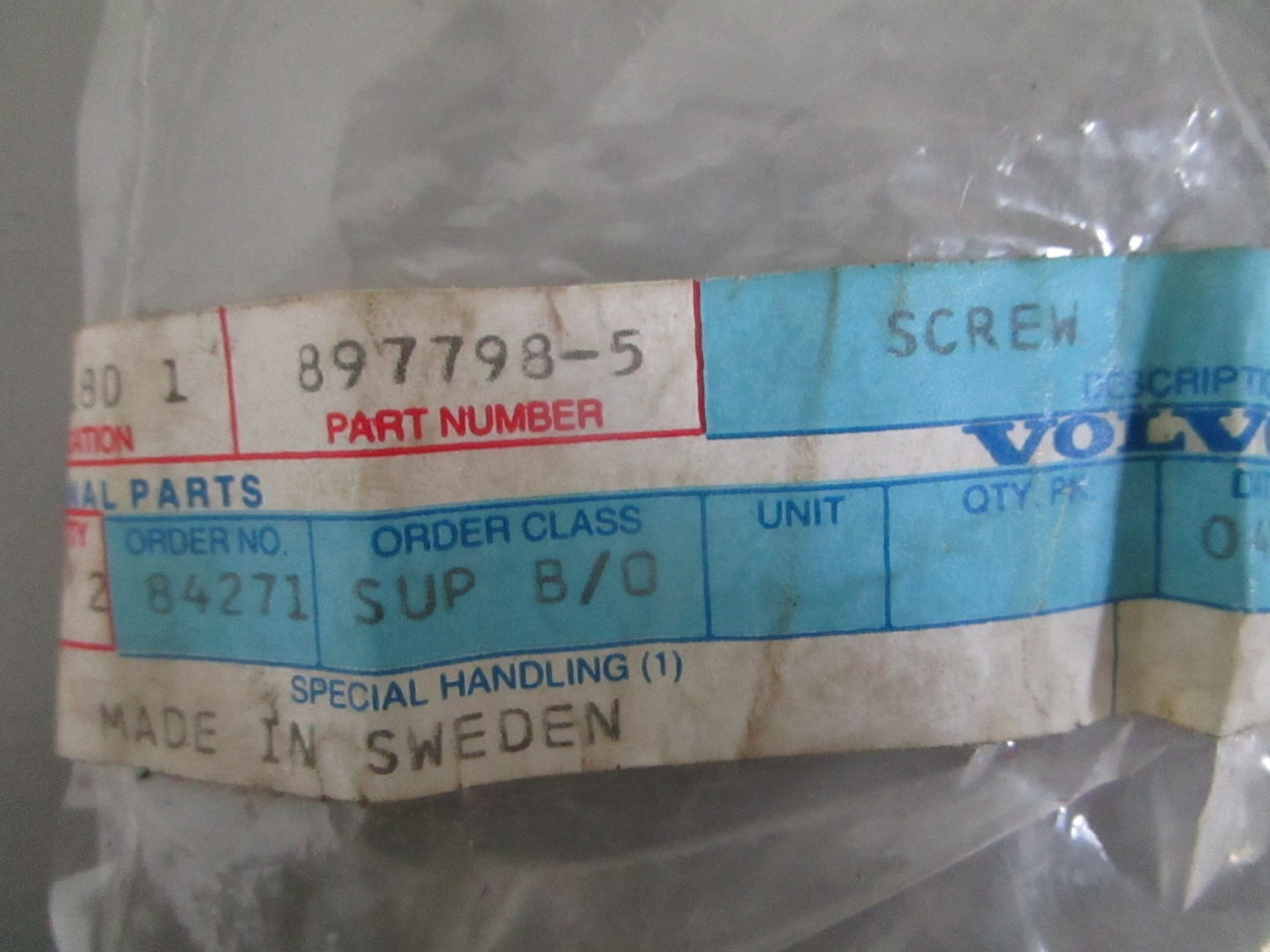 NEW OEM 897798 Volvo Penta Shoulder Screw 0820