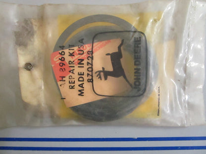 *NEW OEM* 0820 John Deere Seal Kit AH89664