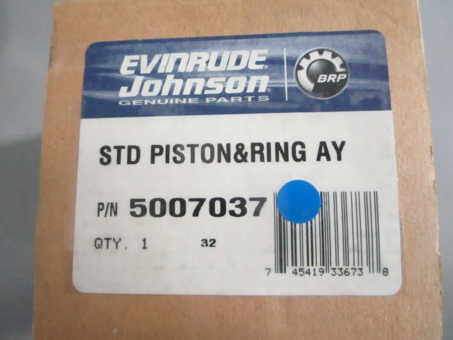 NEW OEM 5007037 OMC Johnson Evinrude STD Piston & Ring Assy 0820