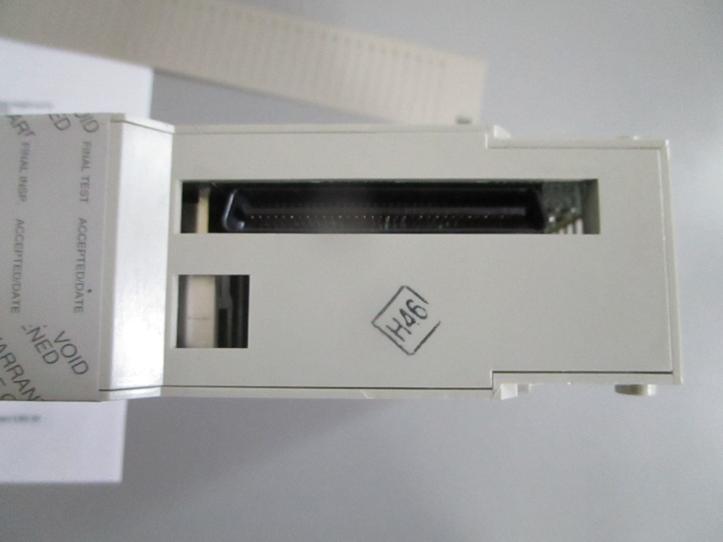 Schneider Modicon 140DAO84000 Quantum AC Output 16CH 24-230V NEW OEM 0820