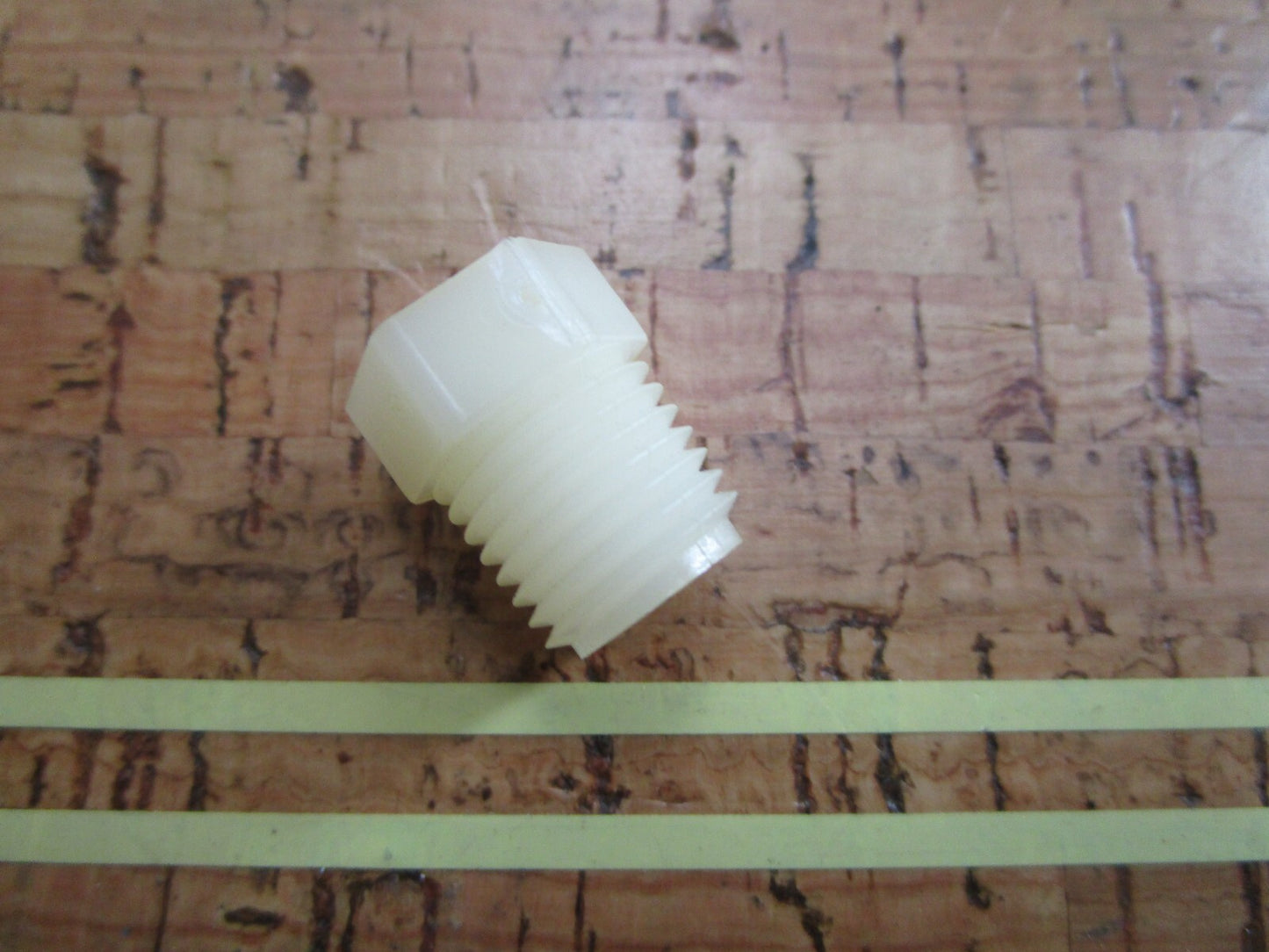 *NEW OEM* 0810 OMC Johnson Evinrude Motor Pipe Plug 911213 0911213