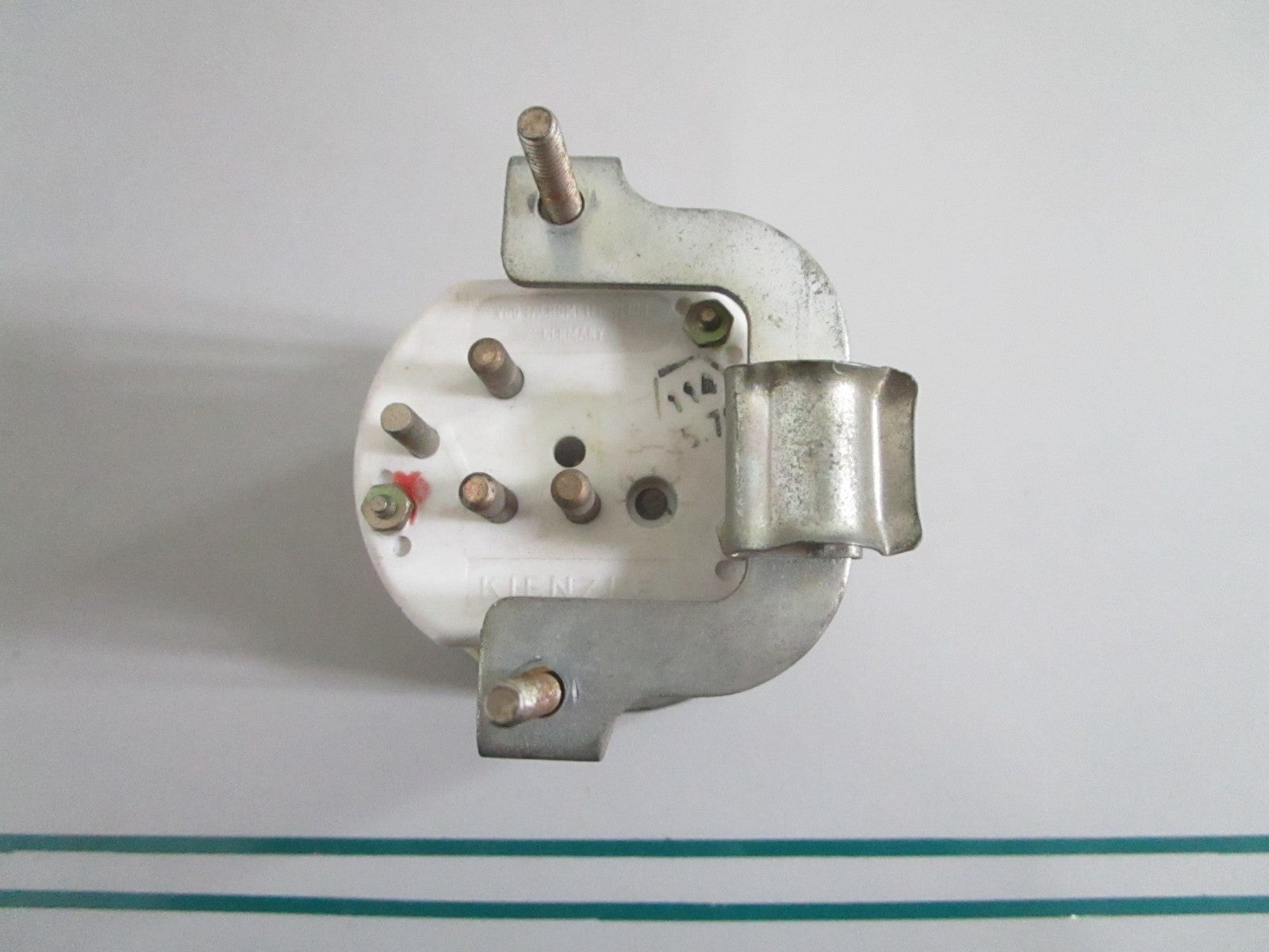 NEW OEM 1135420011 Mercedes-Benz Clock 0820