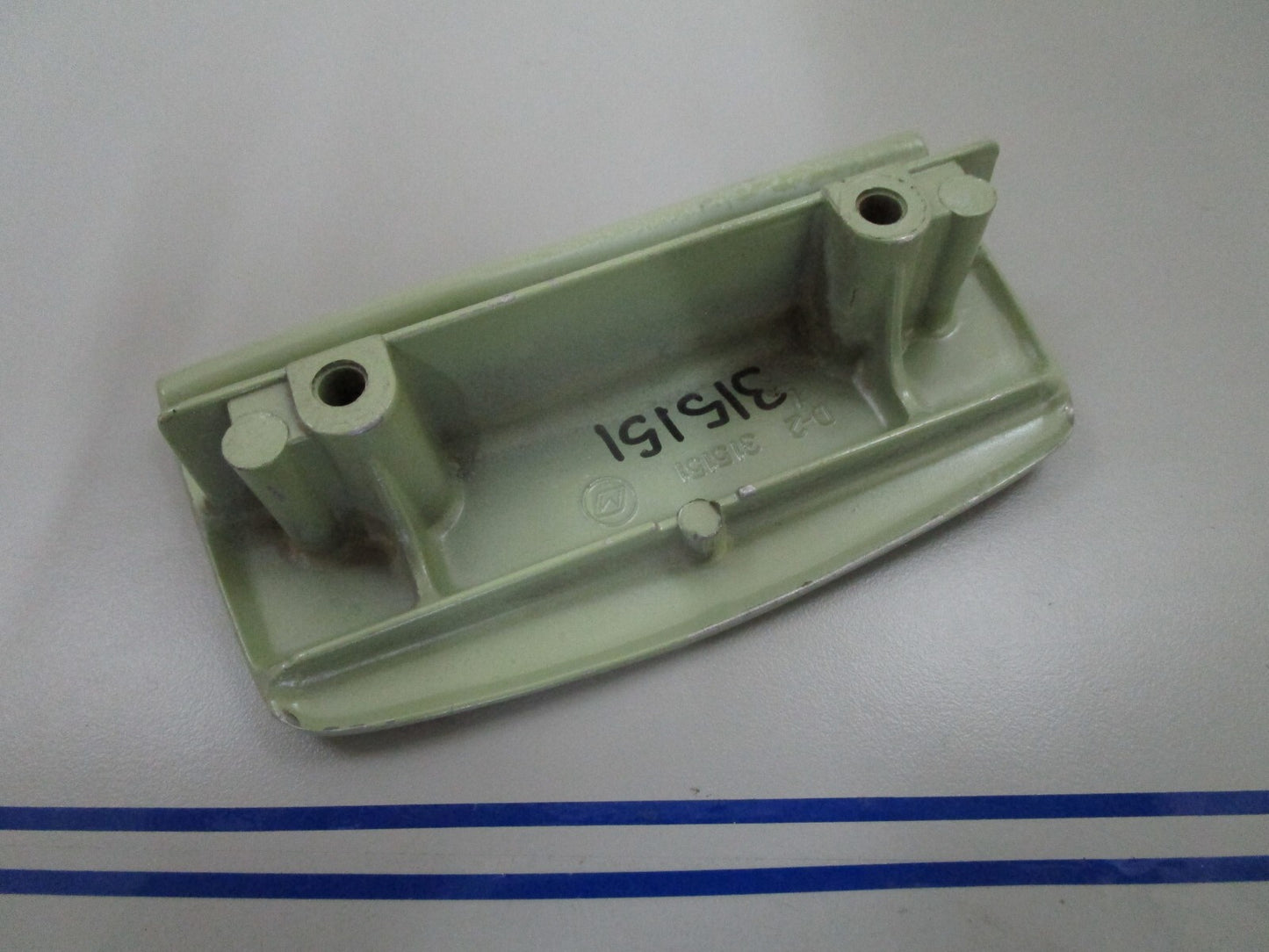 *NEW OEM* 0810 OMC Johnson Evinrude Tilt Handle Rear Applique 315151 0315151