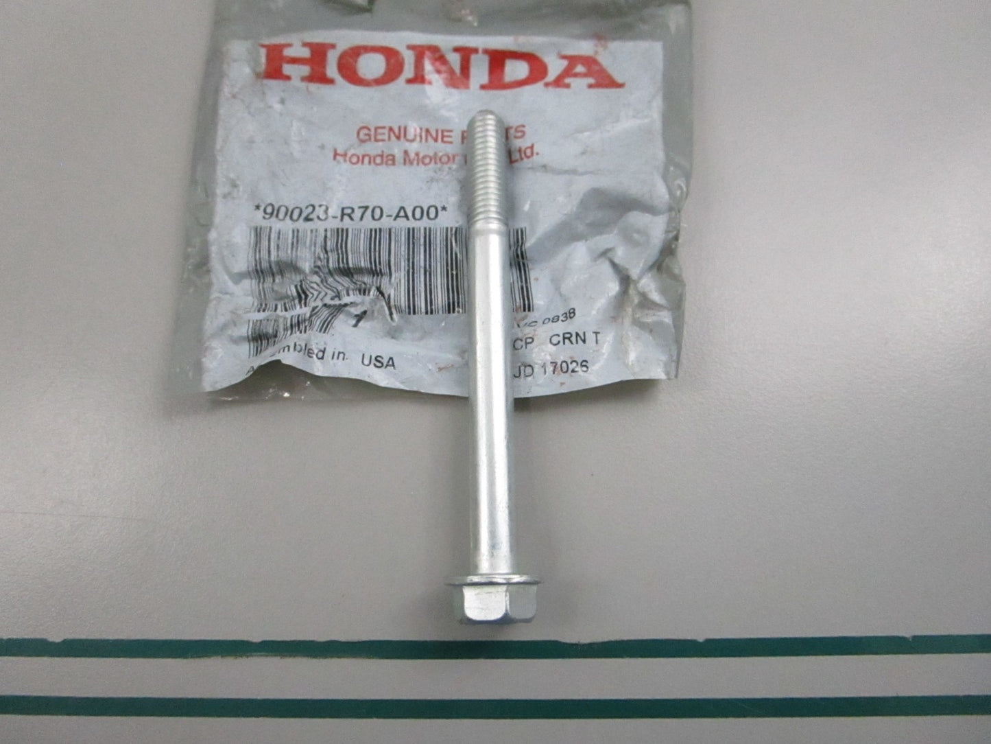 NEW OEM 90023-R70-A00 Honda Bolt 0810