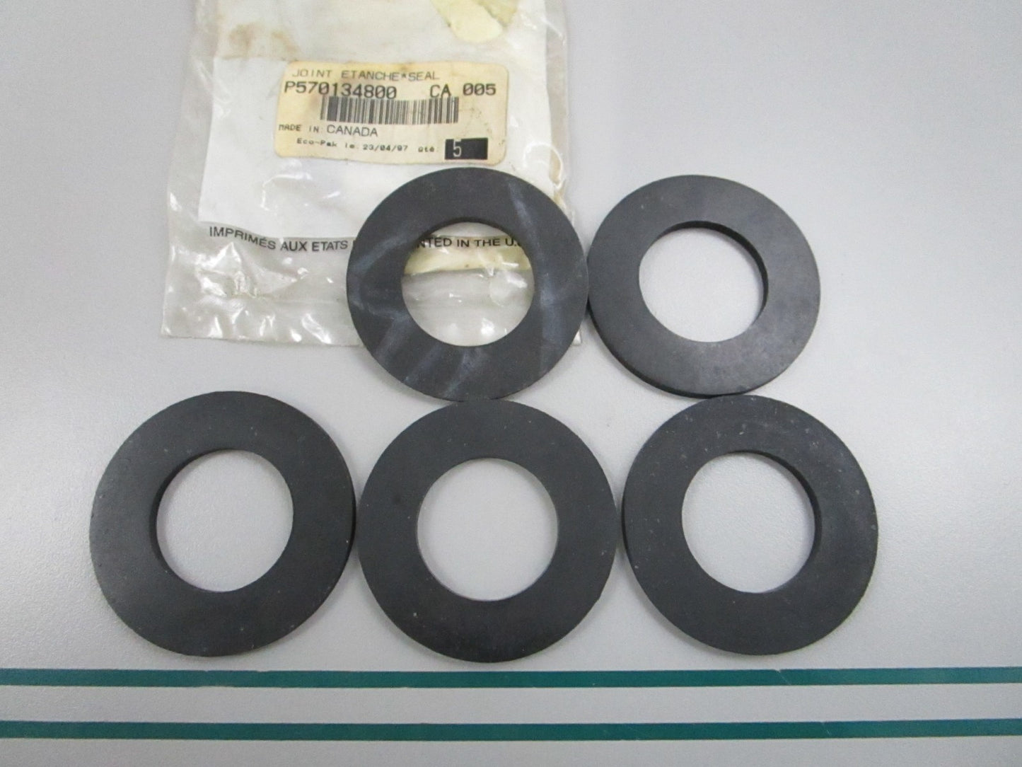 NEW (LOT OF 5) 570134800 Ski-Doo Seal 0810