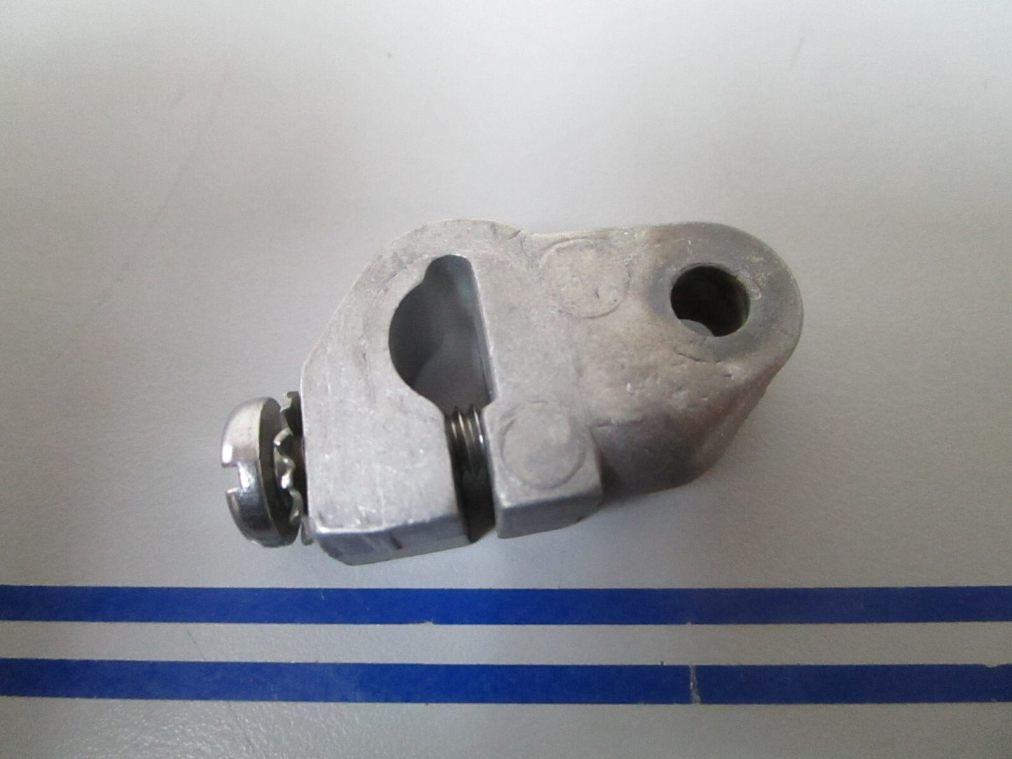 *NEW OEM* 0810 OMC Johnson Evinrude Lever 377548 0377548