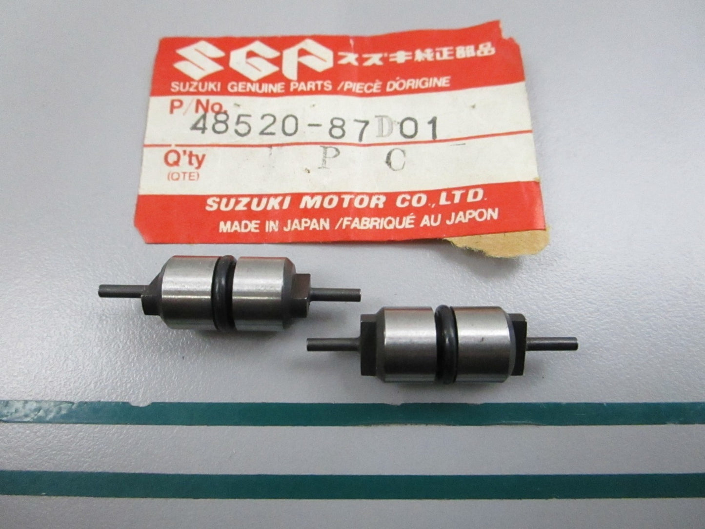 NEW OEM (LOT OF 2) 48520-87D01 Suzuki Spool 0810