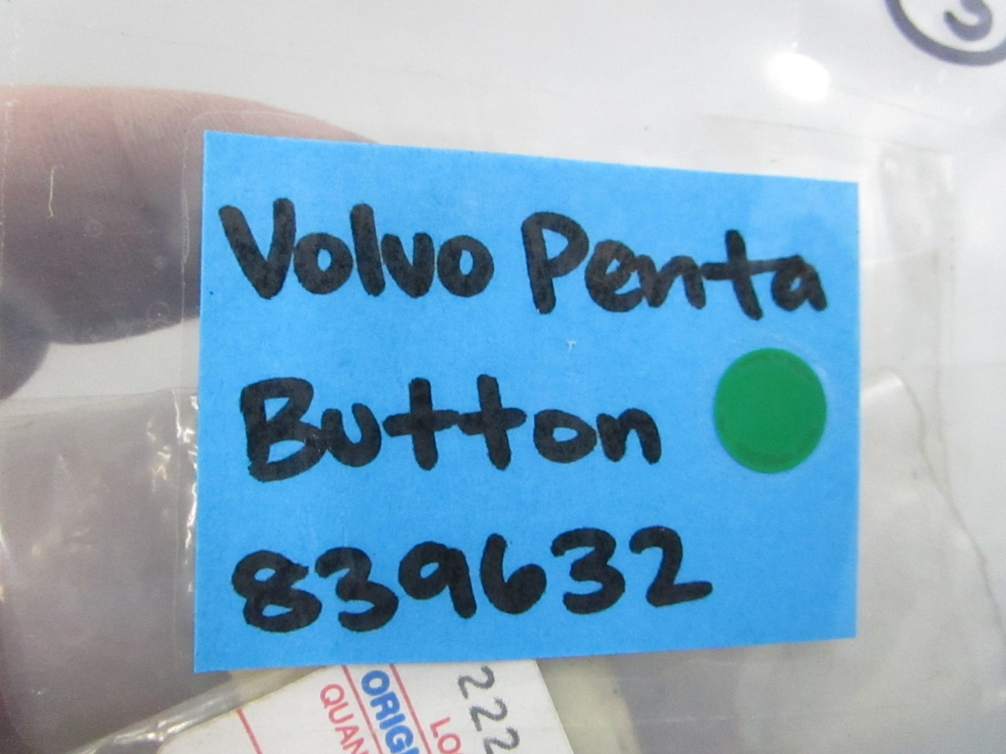 NEW OEM 839632 Volvo Penta Button 0810