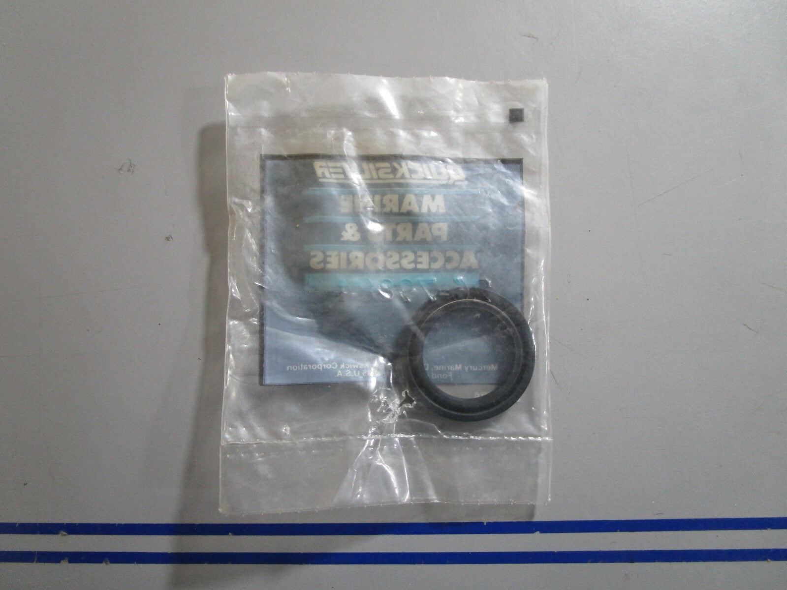 *NEW OEM* 0810 Mercury Quicksilver Oil Seal 26-79884