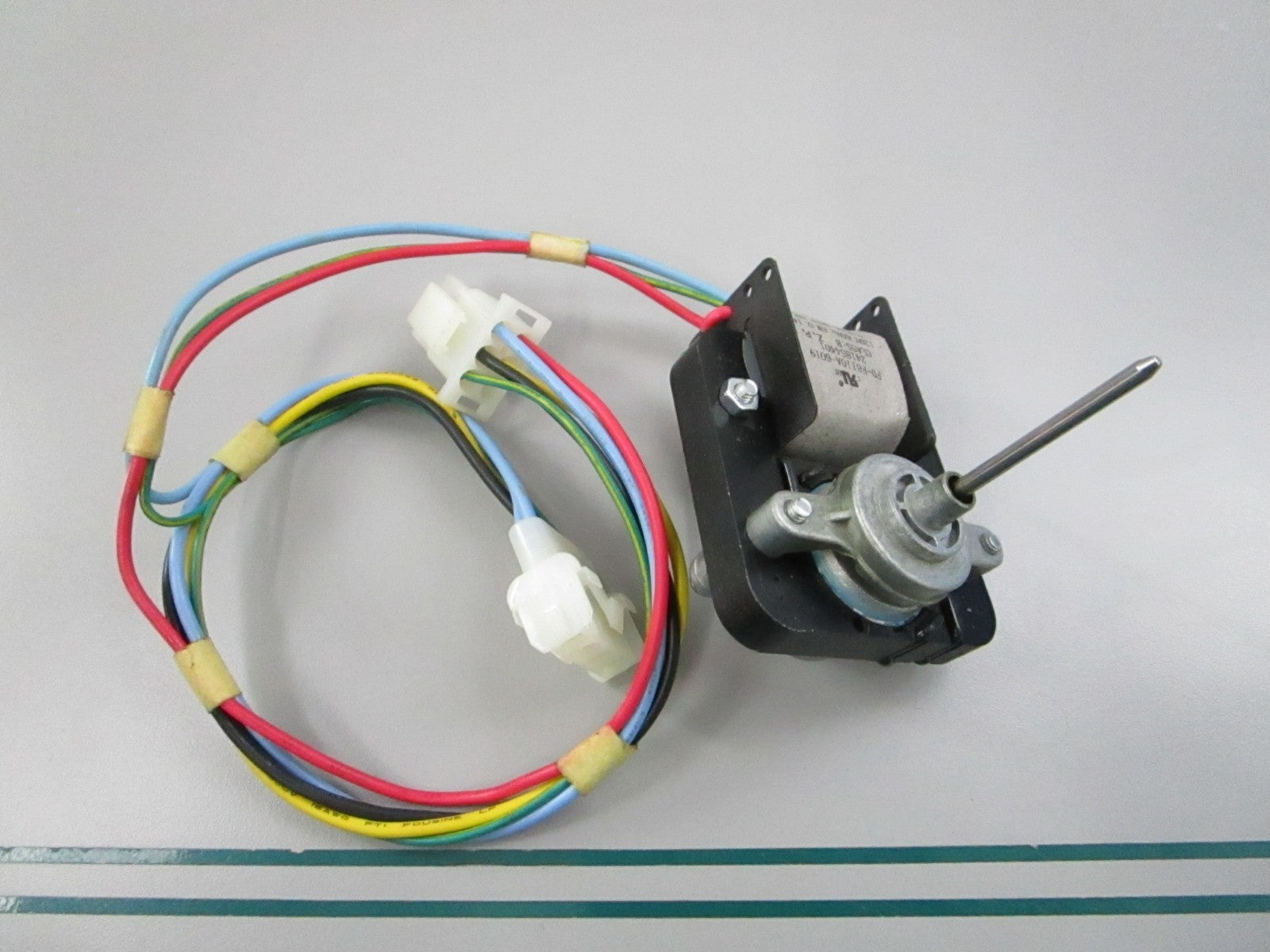 NEW OEM 241854401 Electrolux Evaporator Motor & Harness 0810