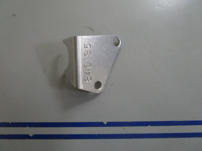 *NEW OEM* 0810 Volvo Penta Clamp Bracket 840195