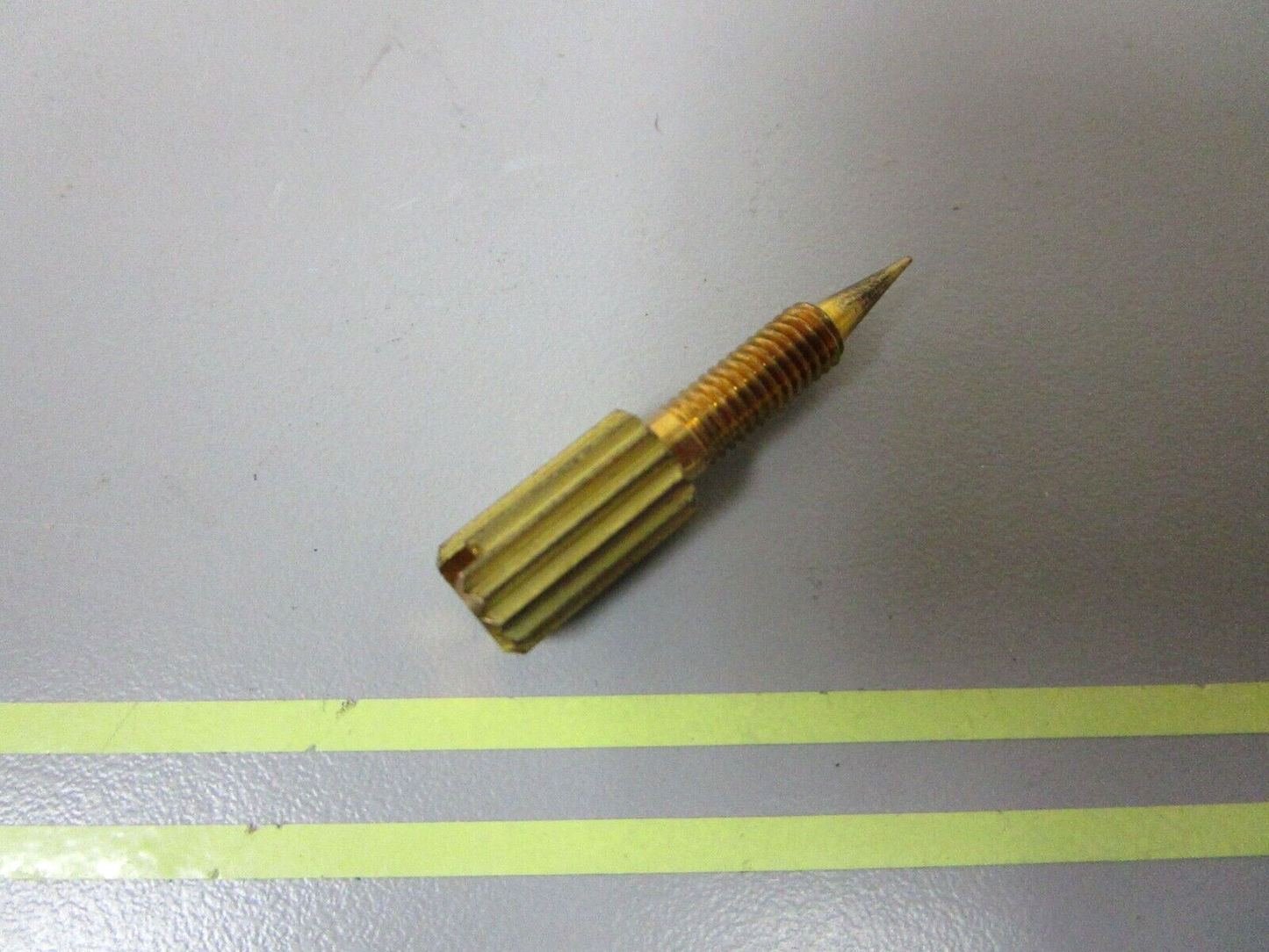 *NEW OEM* 0810 Volvo Penta Volume Control Screw 71955