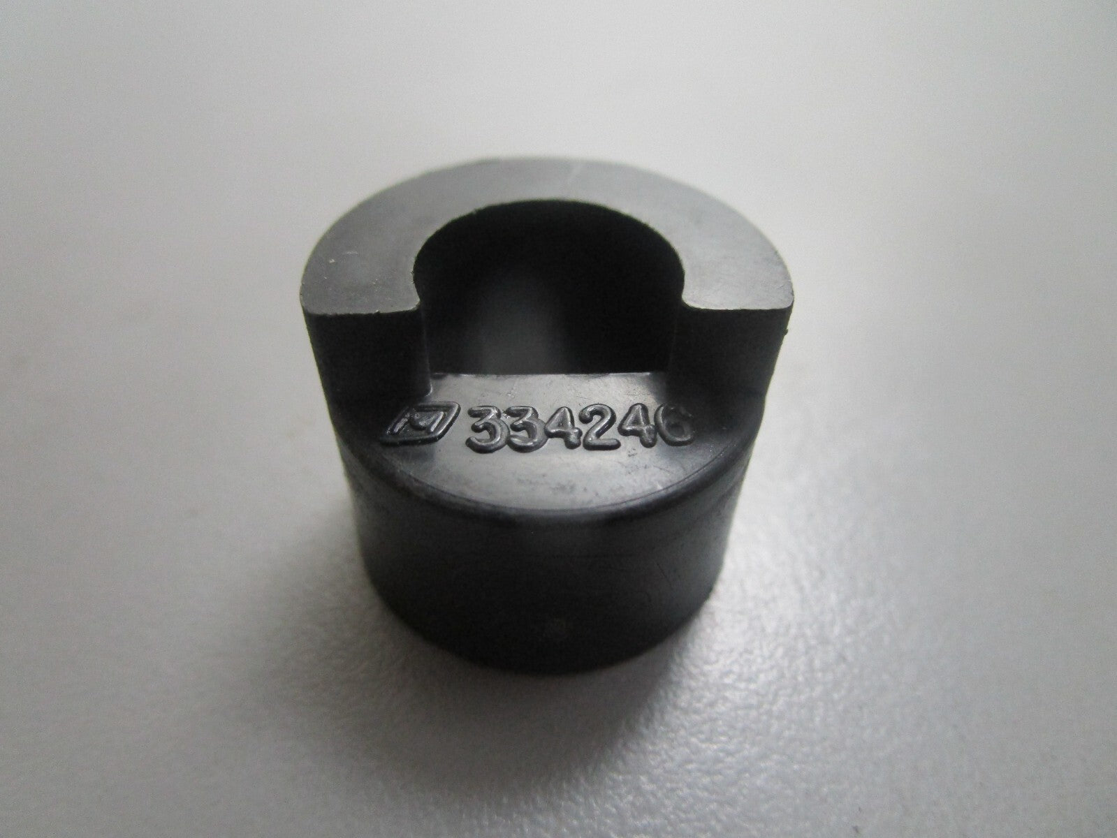 *NEW OEM* 0720 OMC Johnson Evinrude Shift Shaft Spacer 334246 0334246